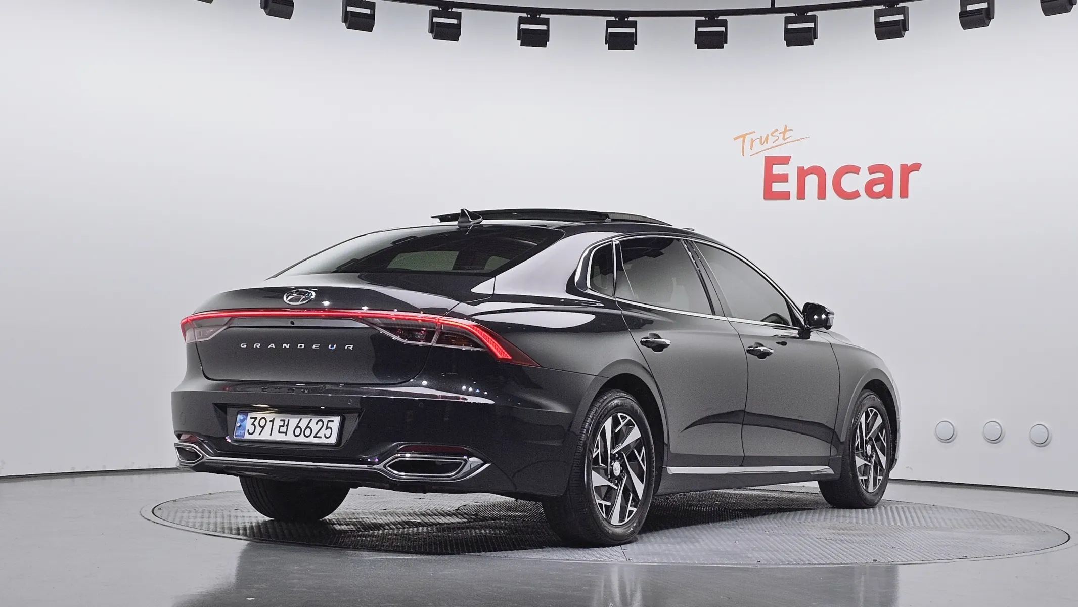 Hyundai IG 2022 2/31