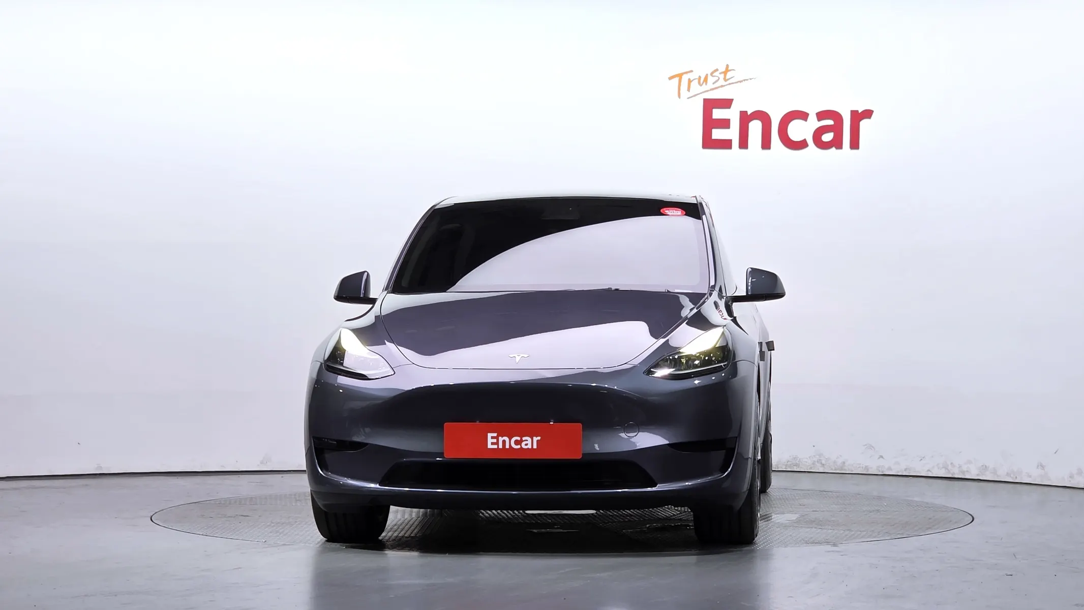 Tesla Y RWD 2024 2/5