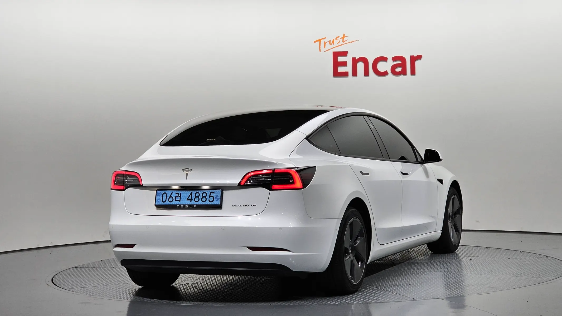 Tesla 3 AWD 2021 2/35