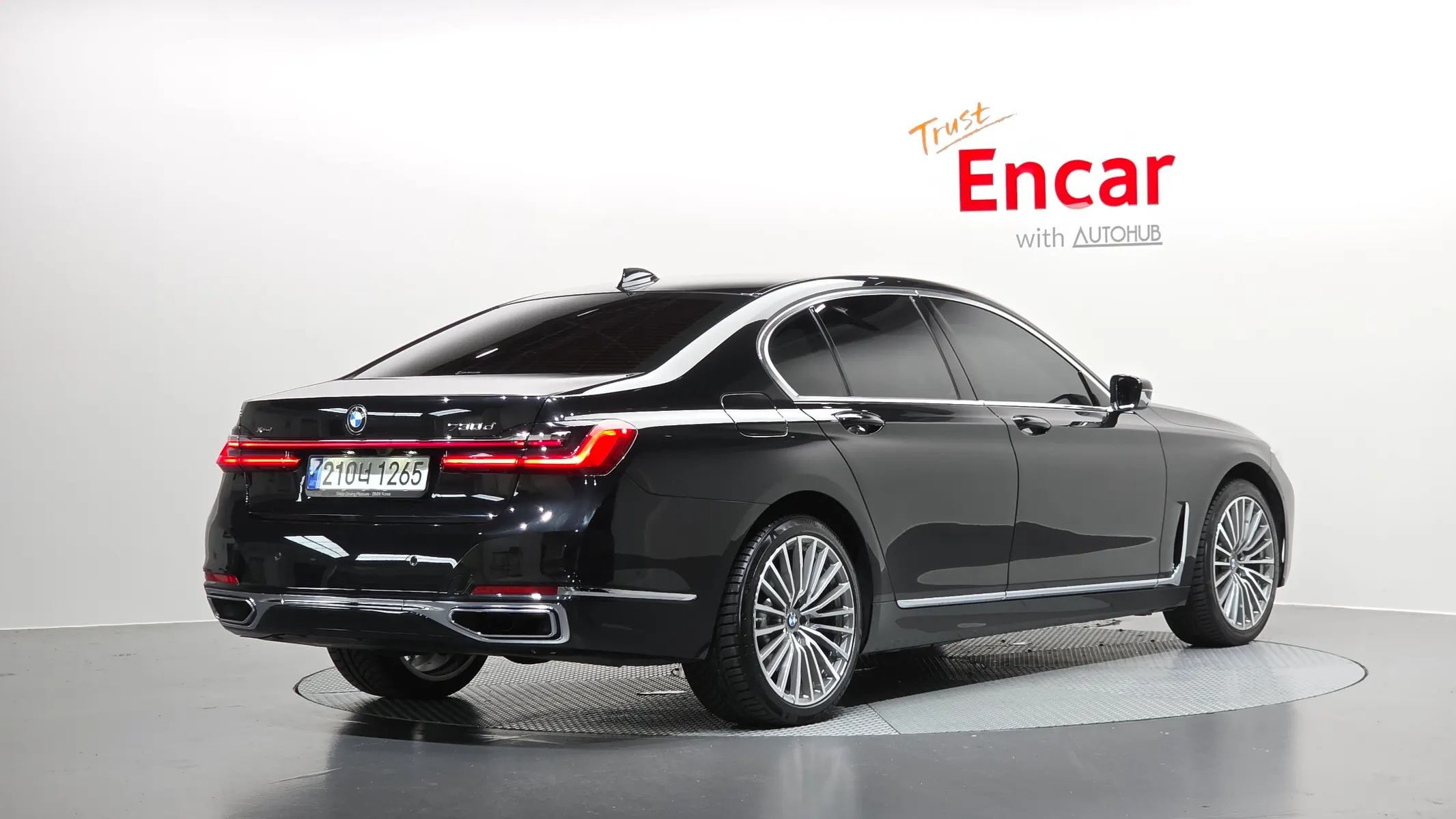 BMW 7 Series (G11) 730d xDrive 2021 2/34