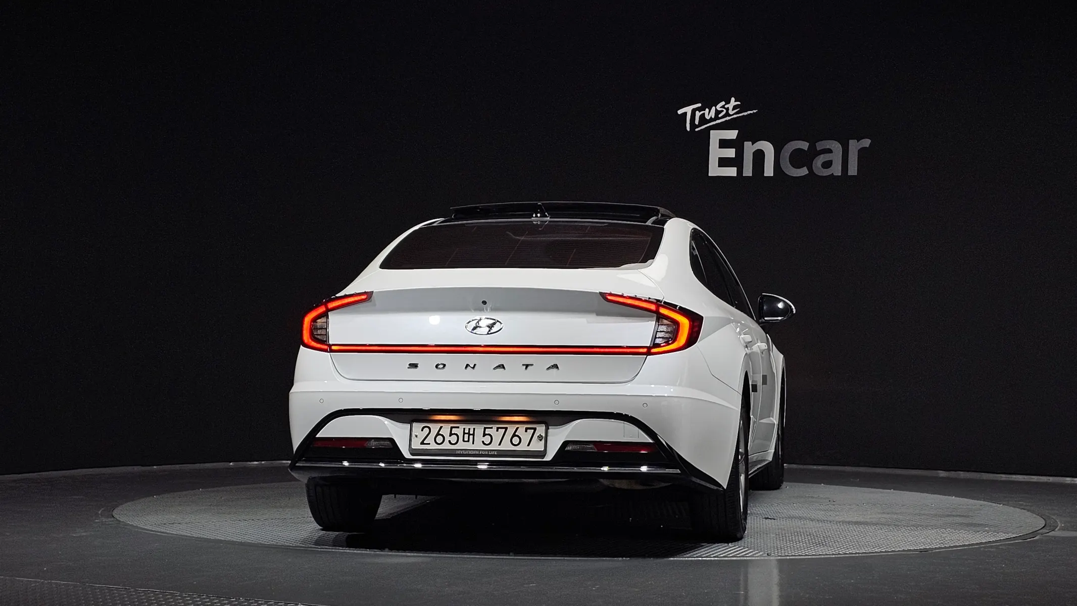 Hyundai (DN8) 2.0 LPG() 2019 3/5