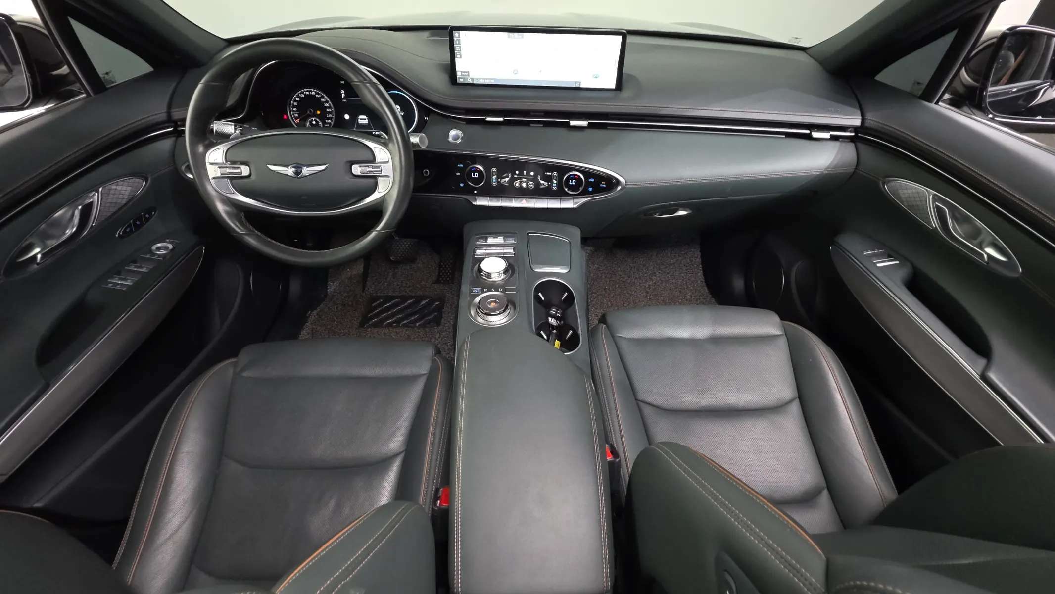 Genesis GV70 2.2 AWD 2022 4/5