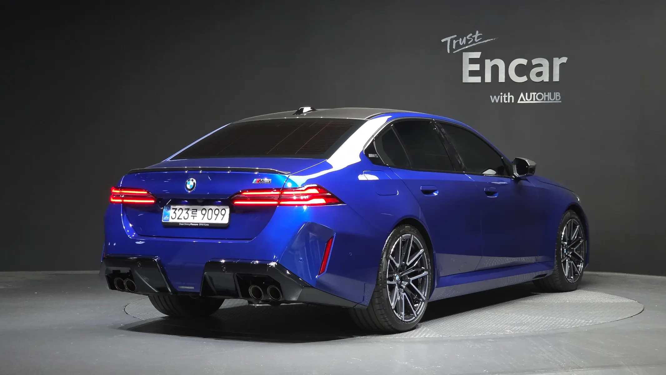 BMW M5 (G90) M5 2026 2/38