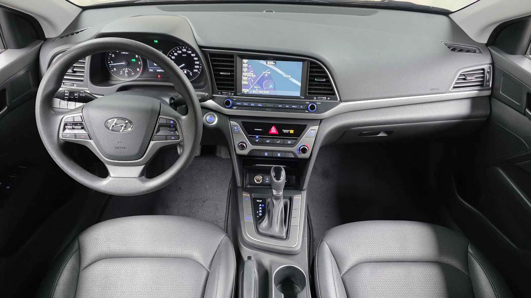 Hyundai AD 1.6 GDI 2018 4/5