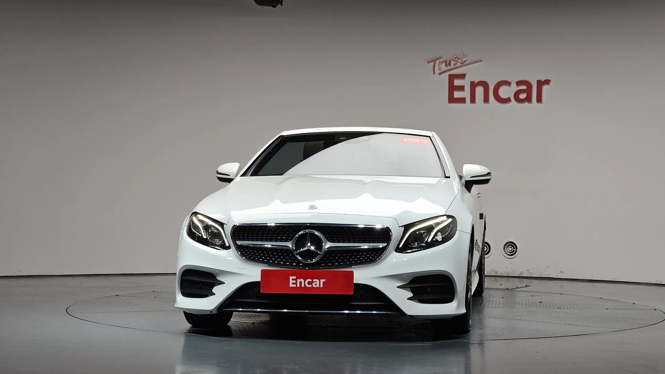 Mercedes-Benz E-Class W213 E220d 2019 2/40