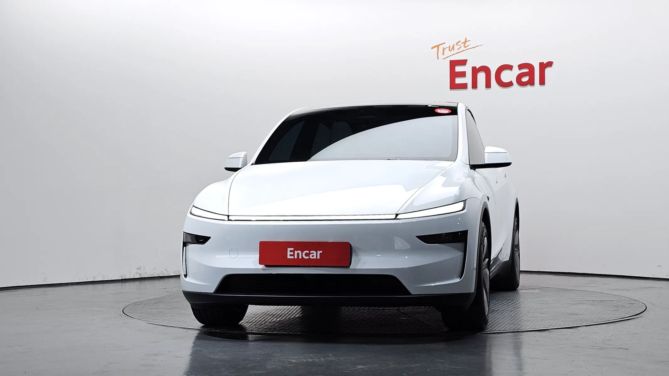 Tesla Y RWD 2026 3/34