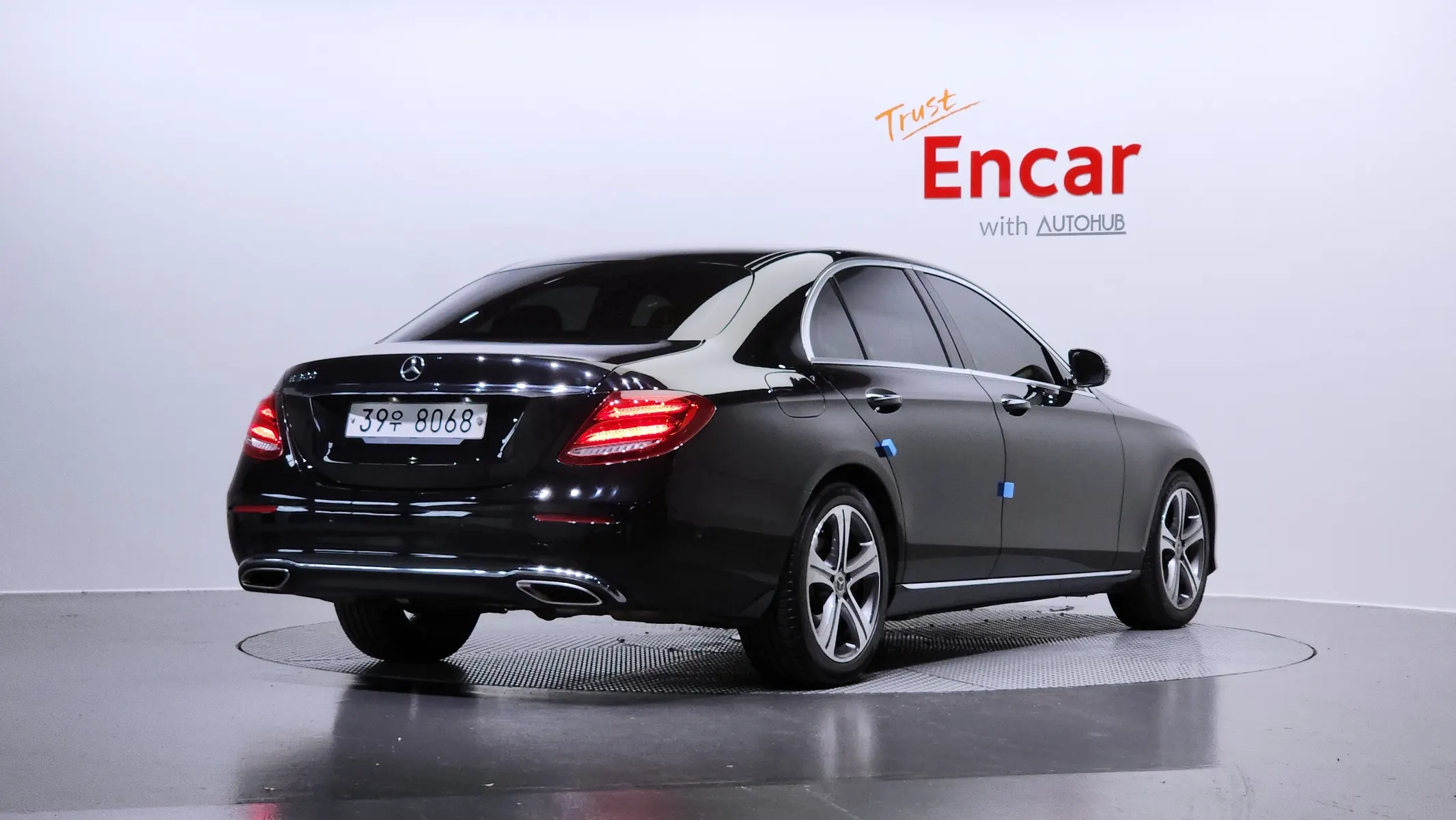 Mercedes-Benz E-Class W213 E300 2019 2/21