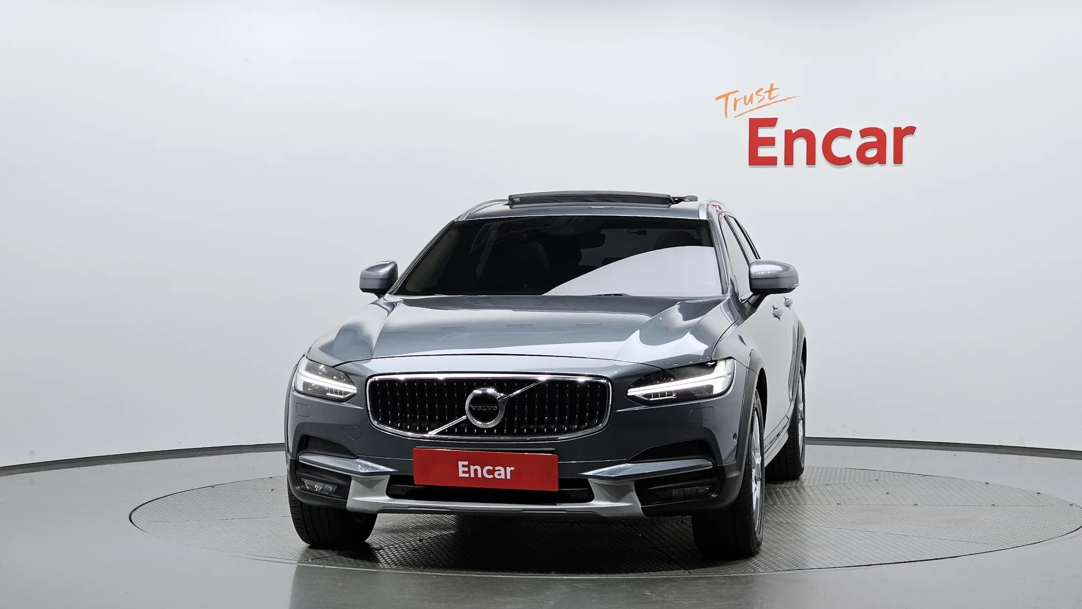 Volvo V90 D5 AWD 2017 3/21