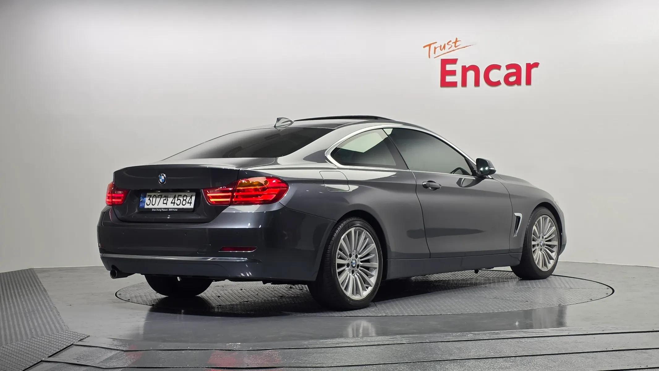 BMW 4 Series (F32) 420d 2014 2/21