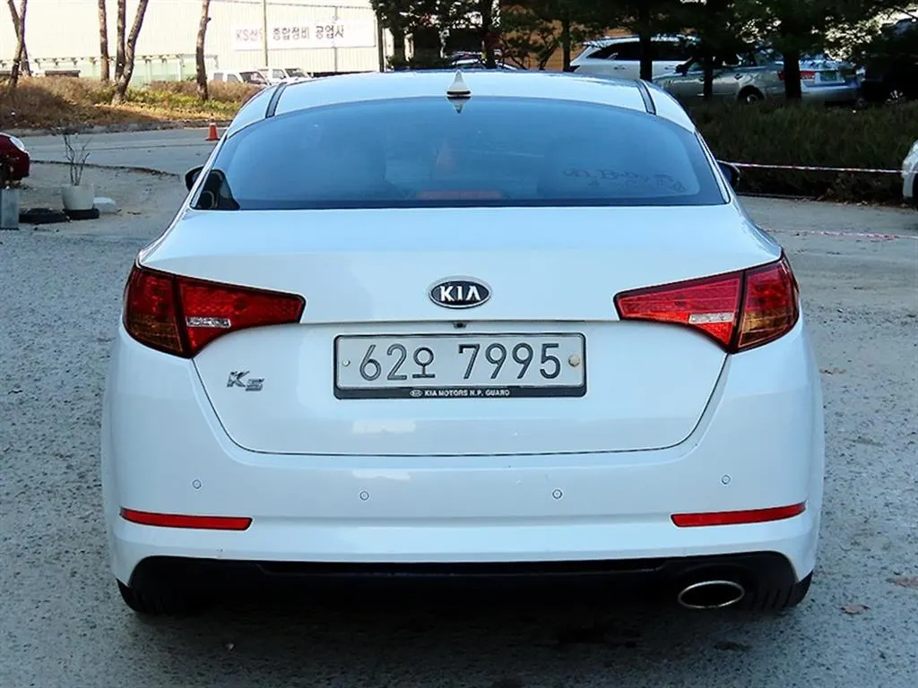 Kia K5 2.0 2011 3/5