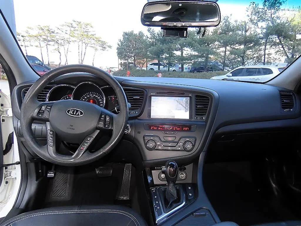 Kia K5 2.0 2011 4/5