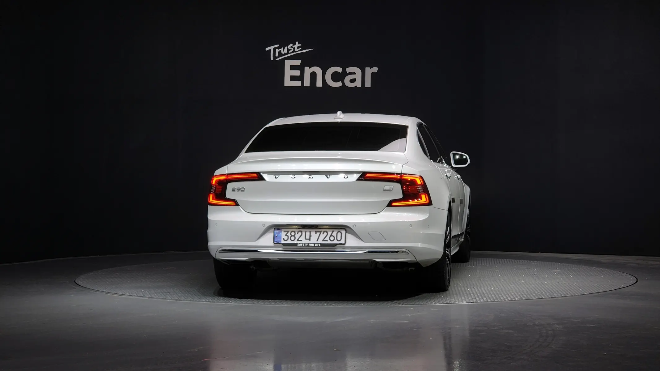 Volvo S90 T8 AWD 2023 3/5
