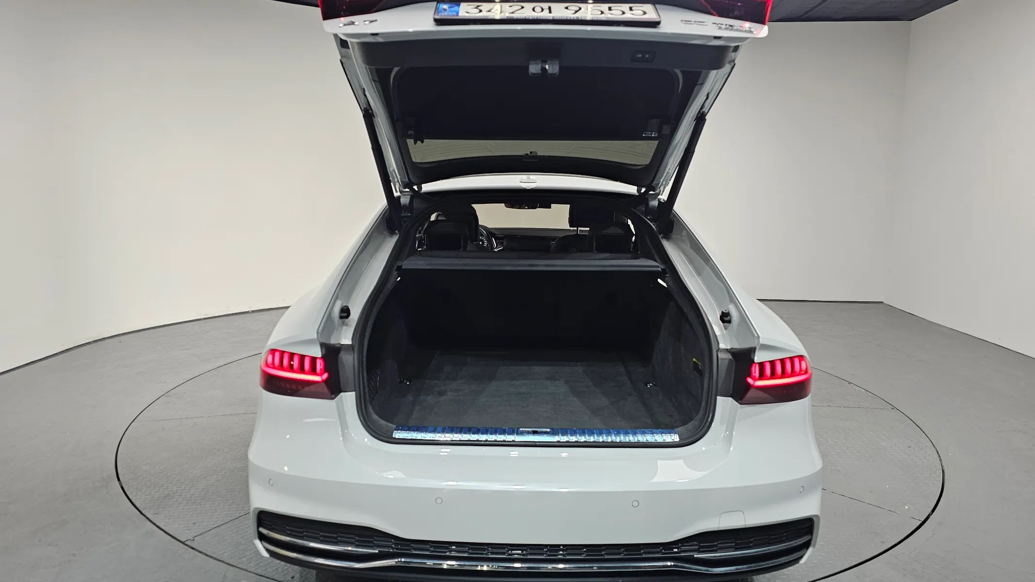 Audi A7 (4K) 55 TFSI 2021 20/21