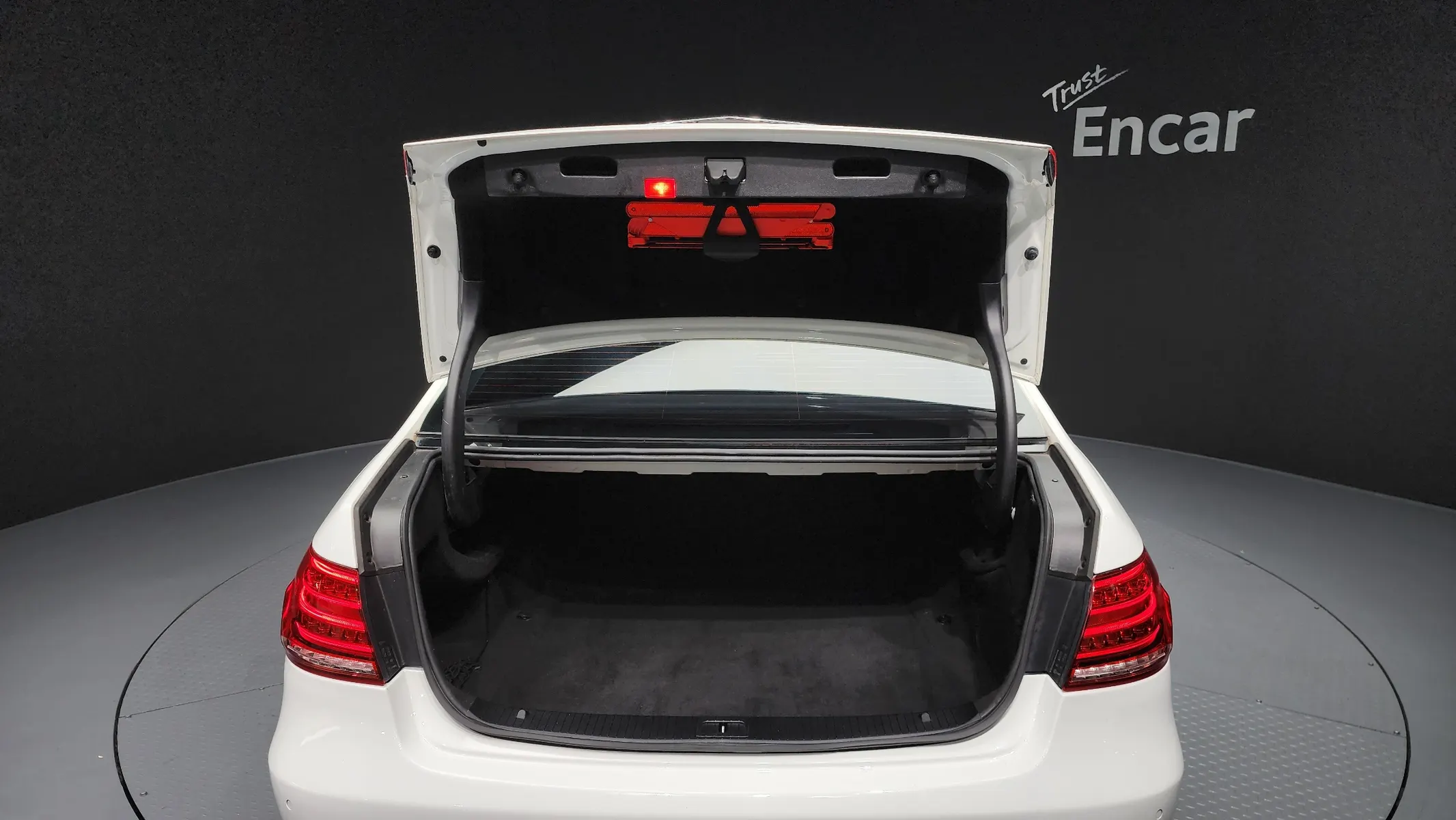 Mercedes-Benz E-Class W212 E250 CDI 4MATIC 2014 20/21