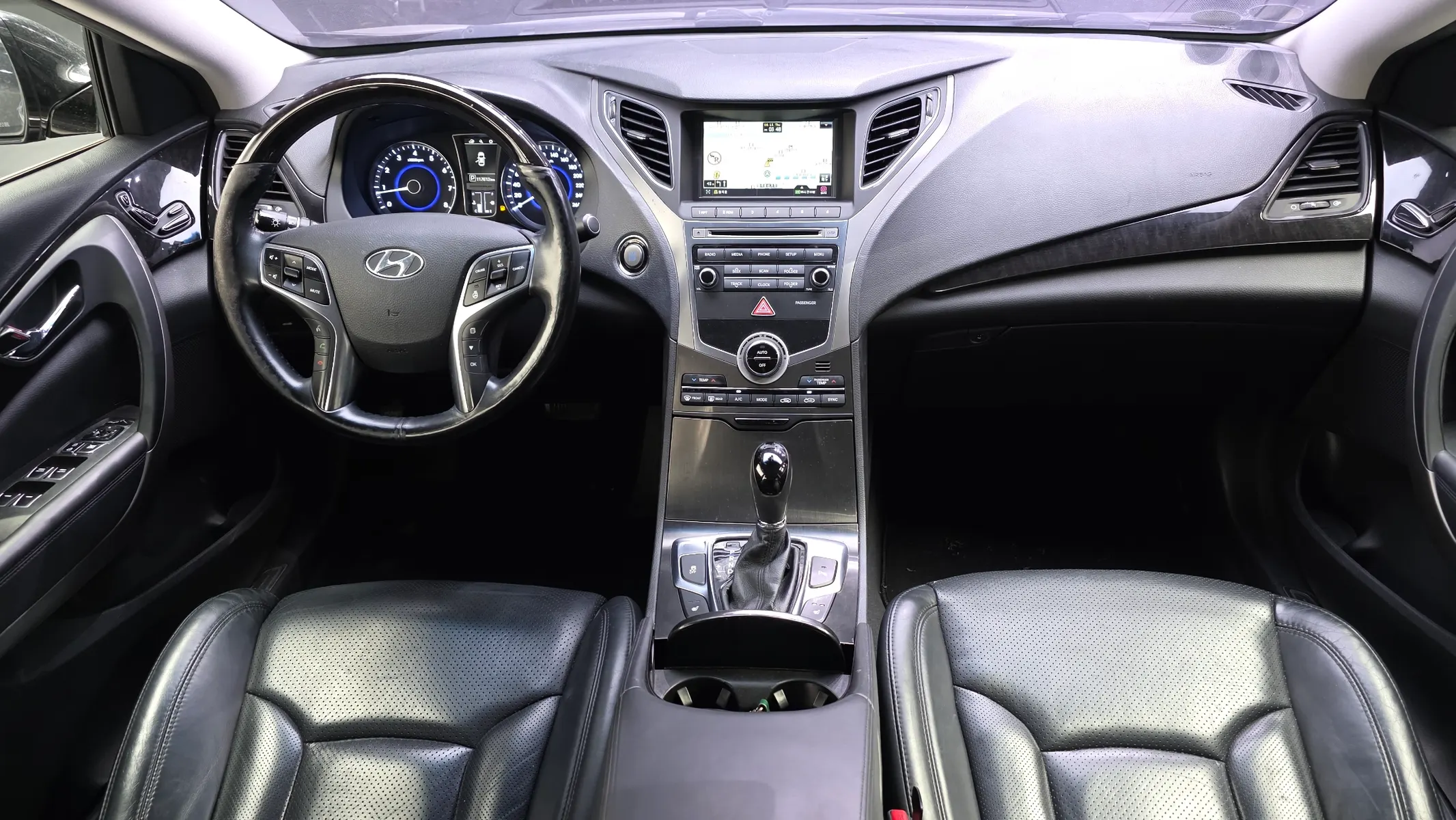 Hyundai Grandeur HG HG240 2015 4/5