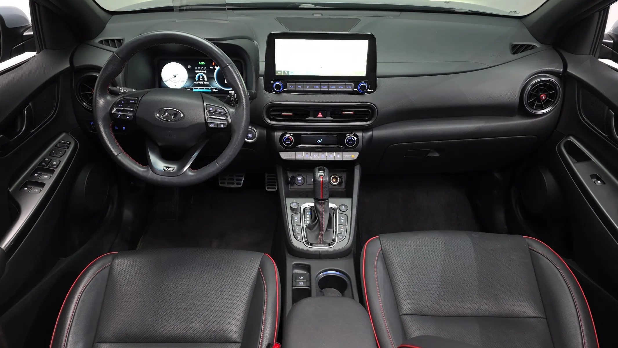 Hyundai 코나 1.6 4WD 2021 4/5