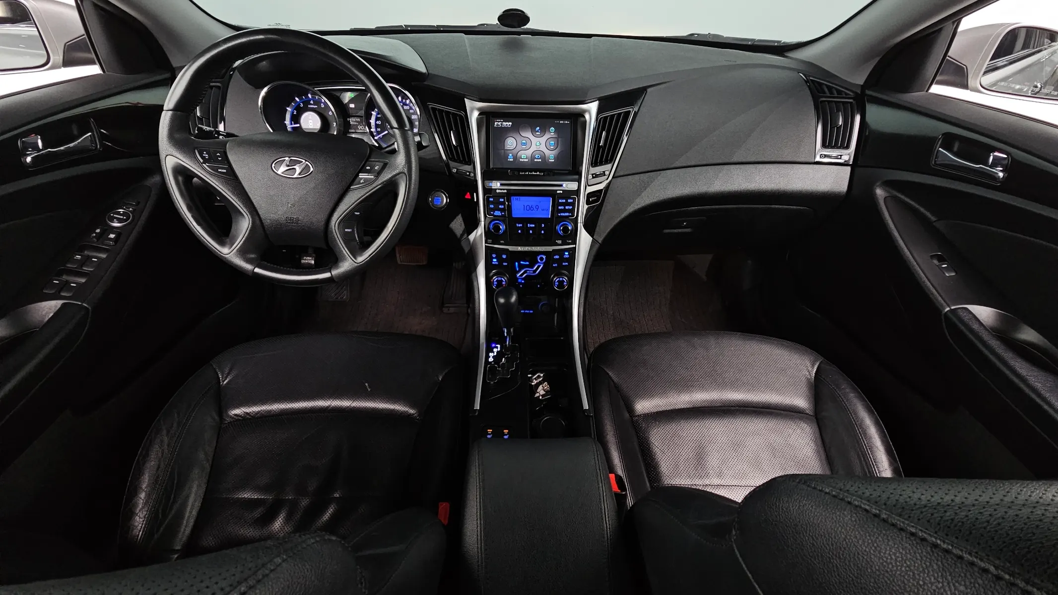 Hyundai YF Y20 2010 4/5