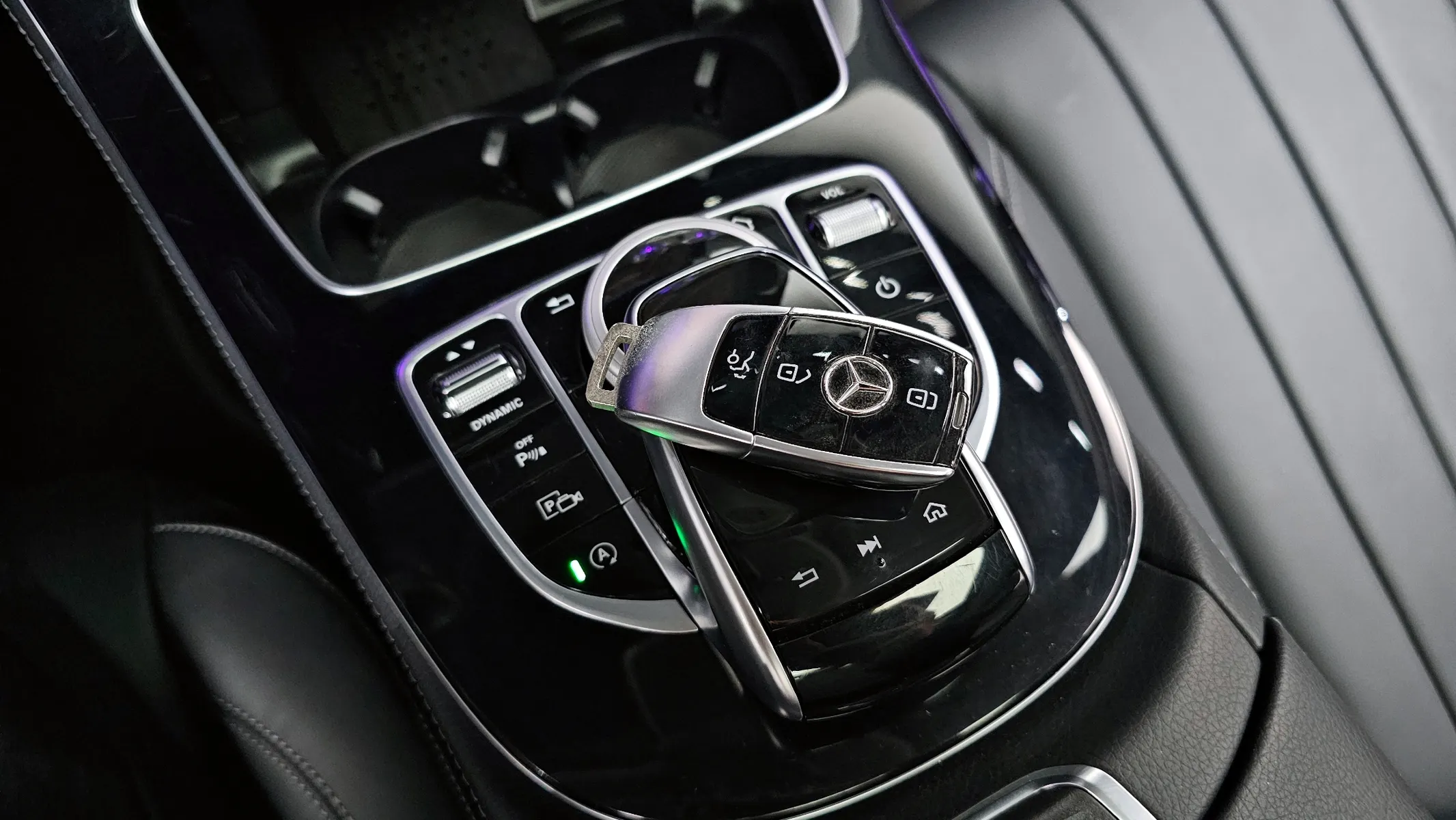 Mercedes-Benz E-Class W213 E220d 4MATIC 2020 30/31