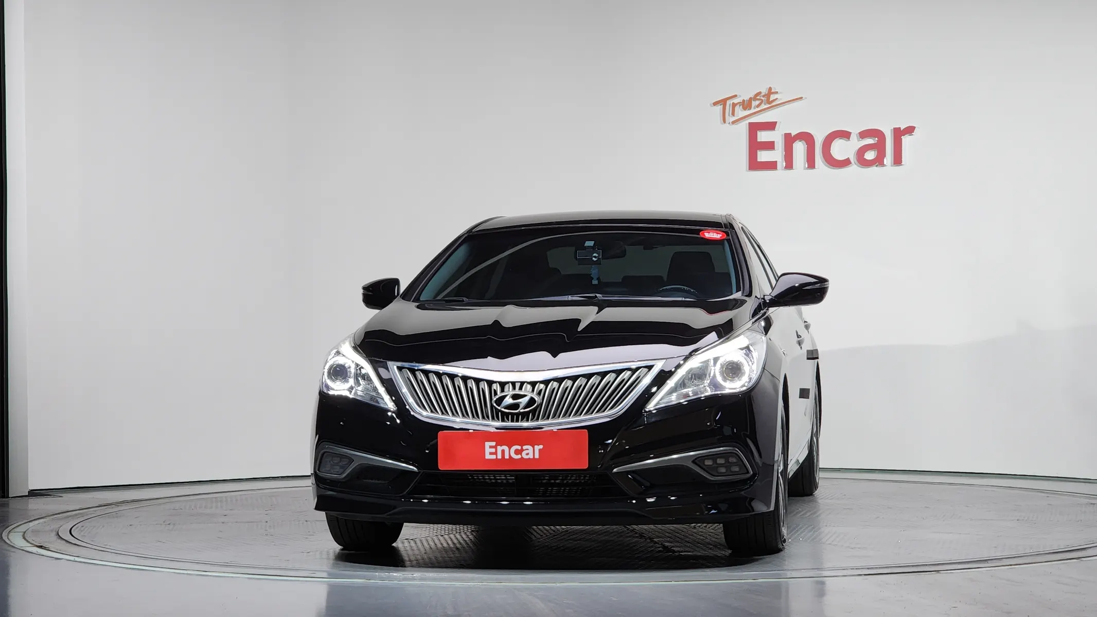 Hyundai HG 2015 2/5