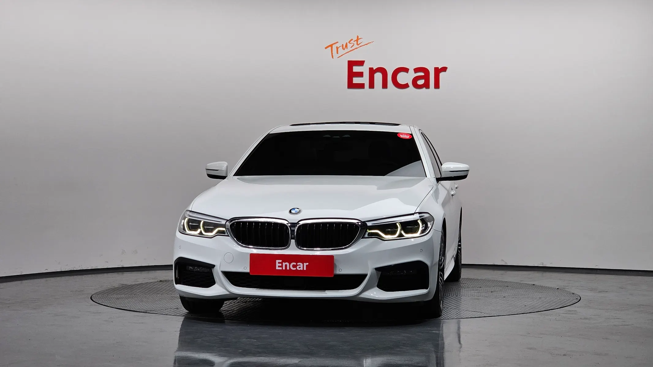 BMW 5 Series (G30) 530i M 2020 3/41