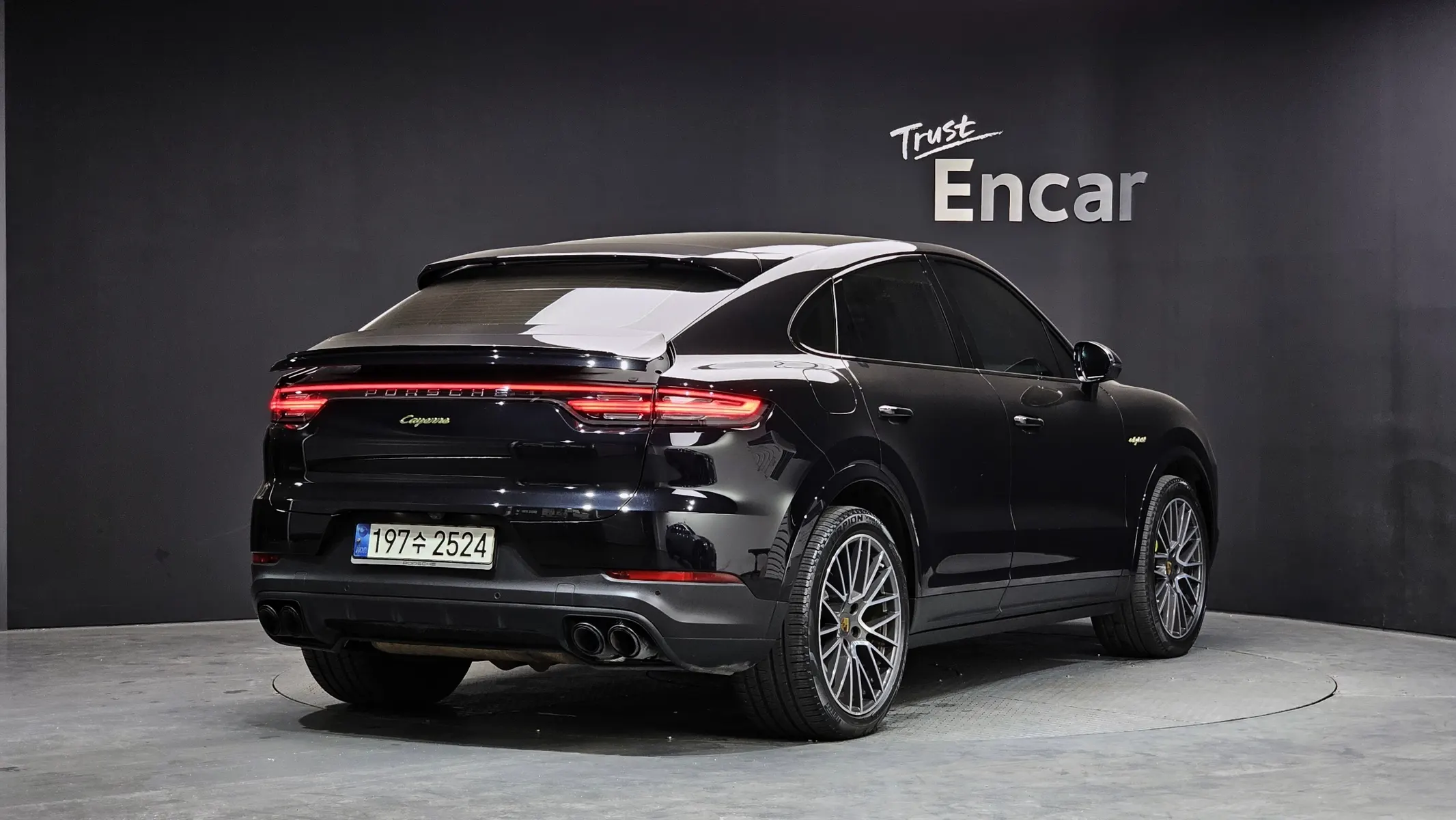 Porsche (PO536) 3.0 E- 2021 2/31