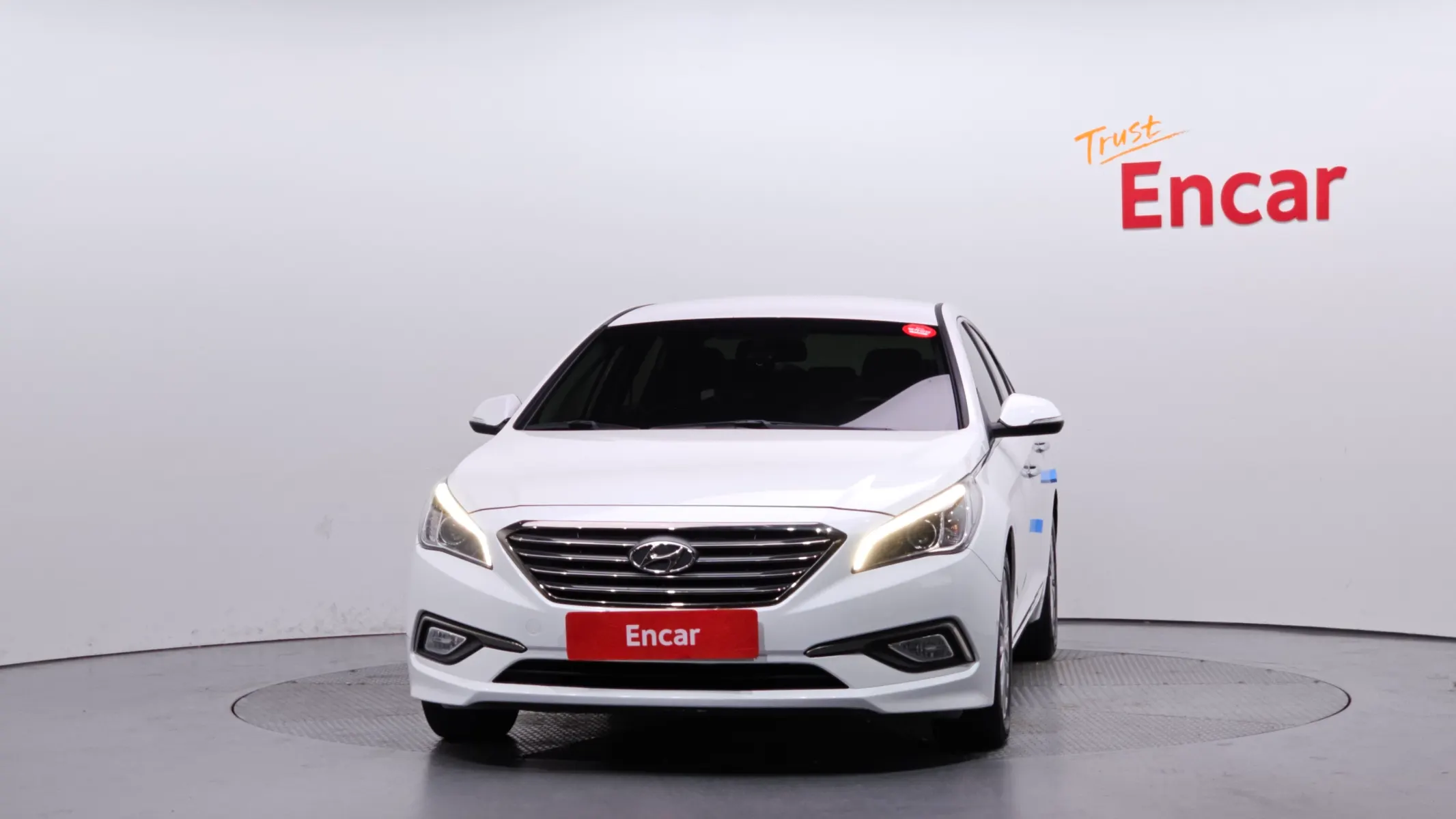 Hyundai LF 2.0 2017 2/5