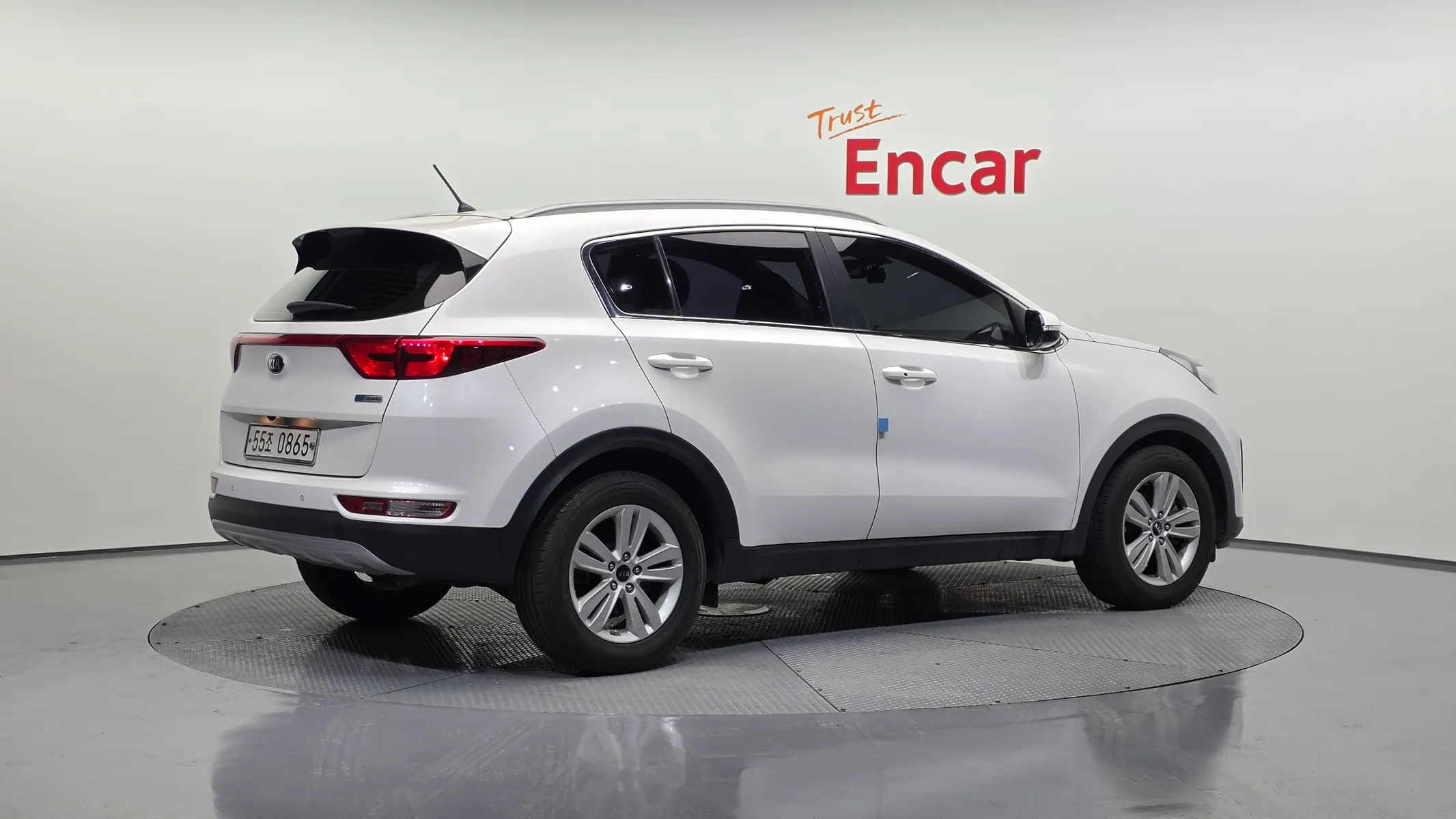 Kia 4 2.0 2WD 2016 2/21