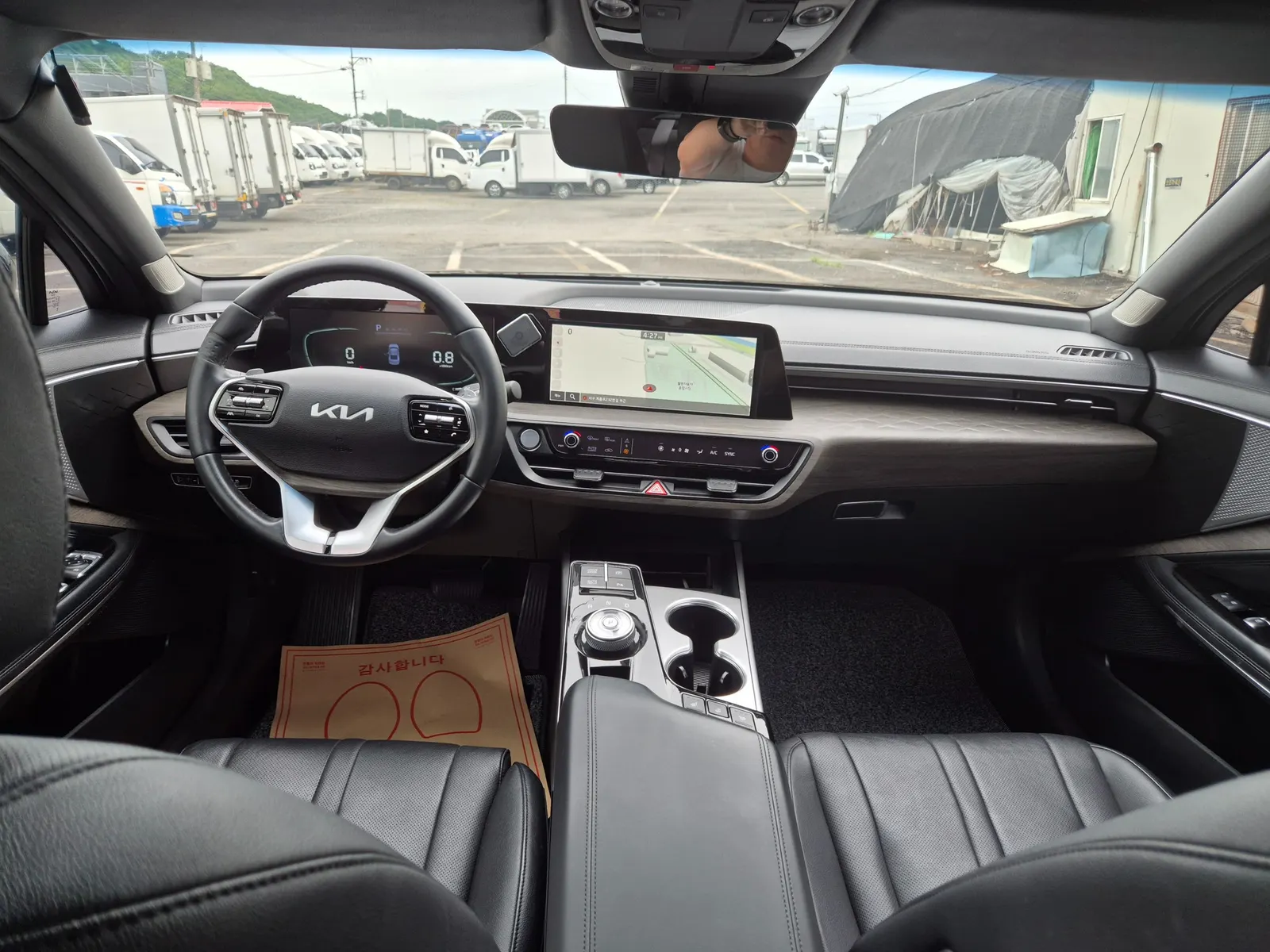 Kia K8 3.5 LPG 2WD 2023 4/5
