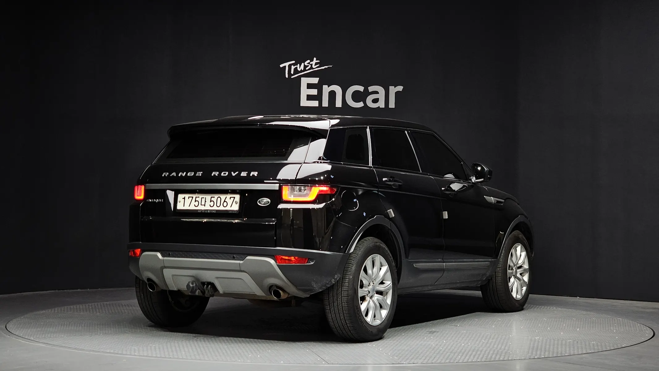Land Rover 레인지로버 이보크 2.0 TD4 SE 2018 2/33