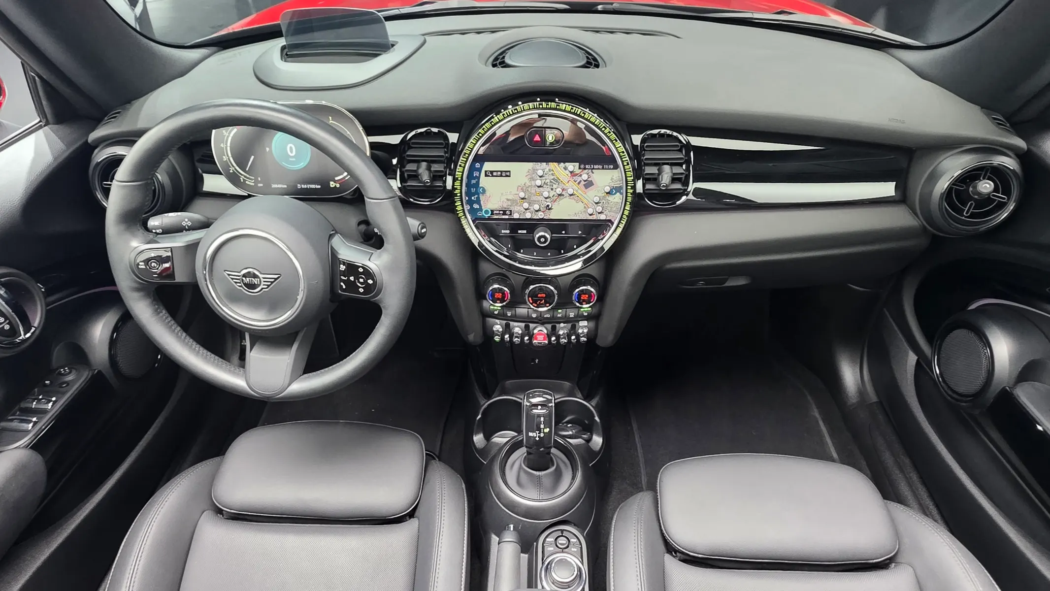 MINI Convertible 2024 3/5