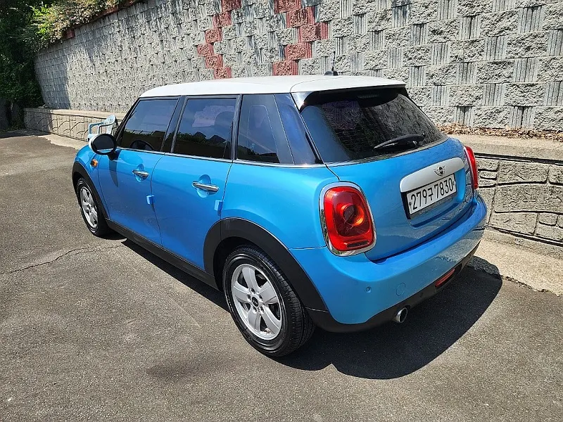 MINI D 5 2015 3/5