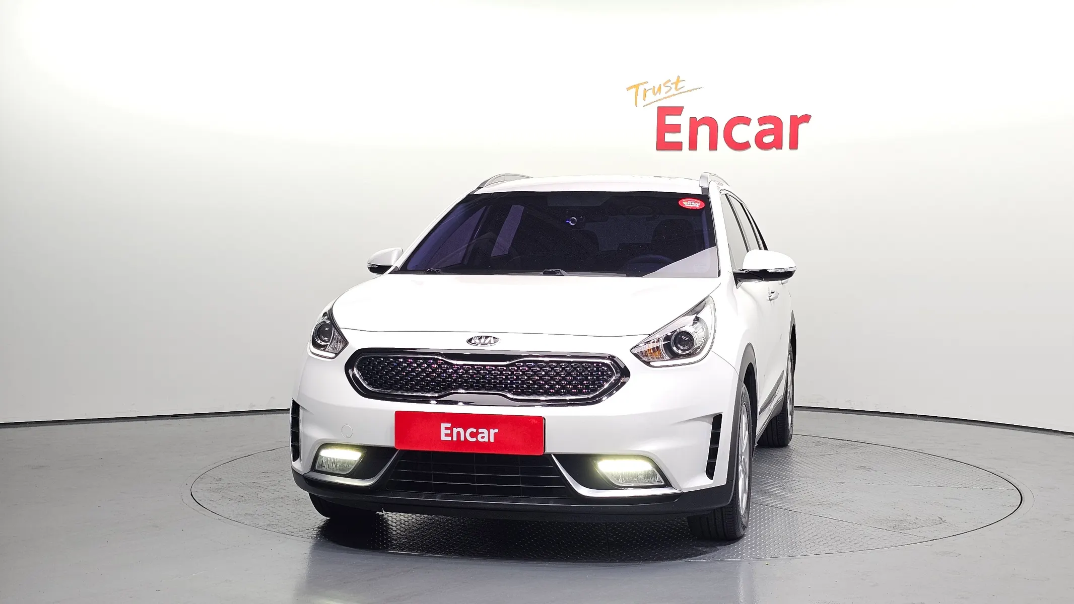 Kia Niro 2016 2/5