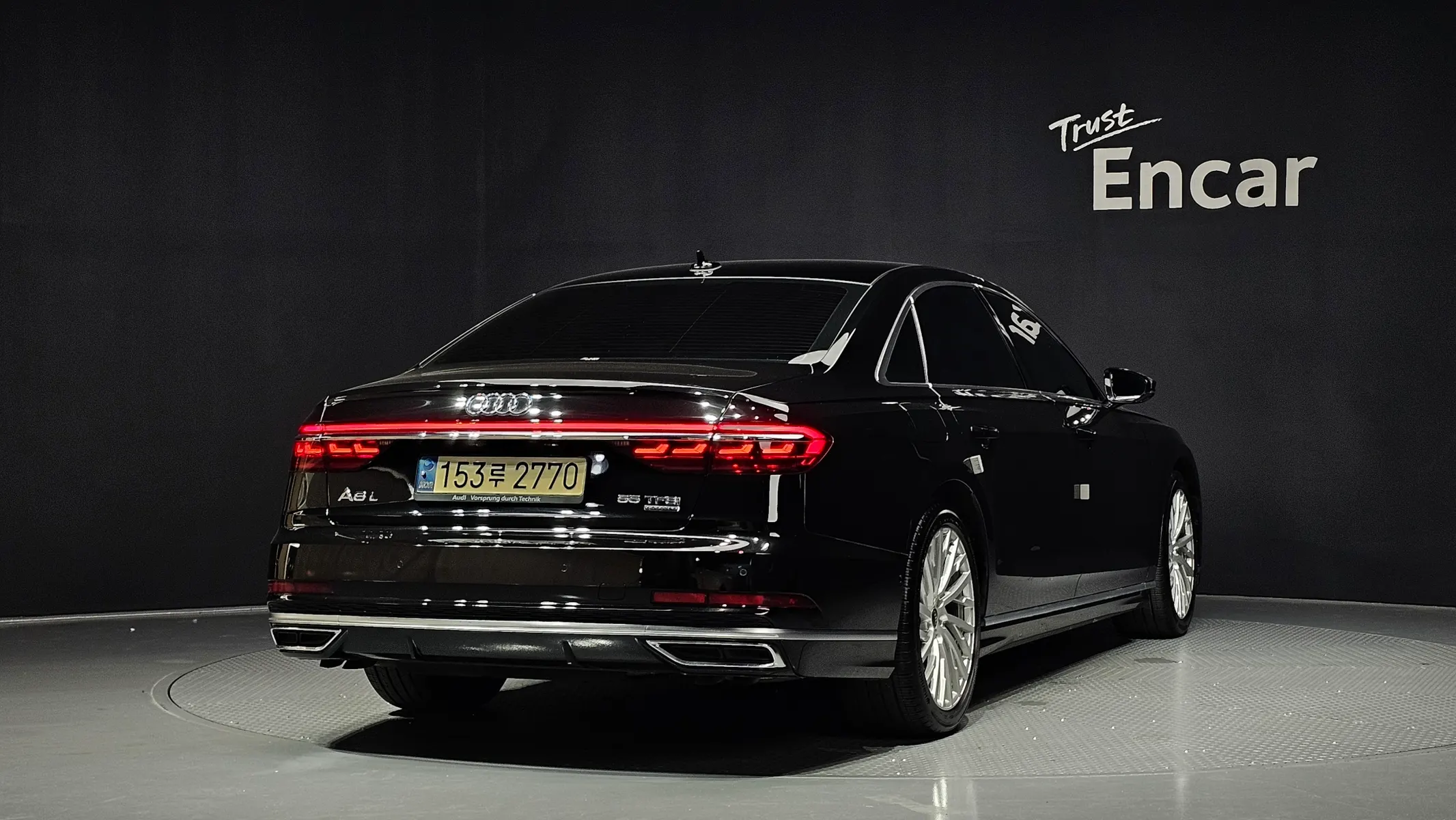 Audi A8 (D5) 55 TFSI LWB 2021 2/37