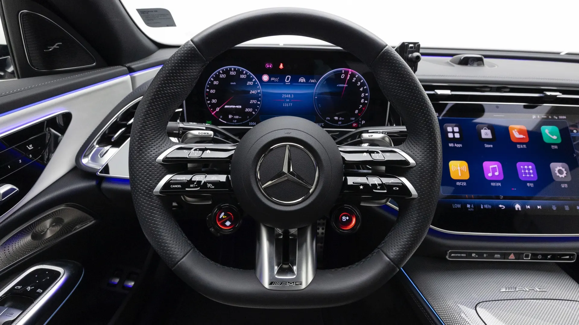 Mercedes-Benz E-Class W214 AMG E53e 4MATIC+ 2025 20/21