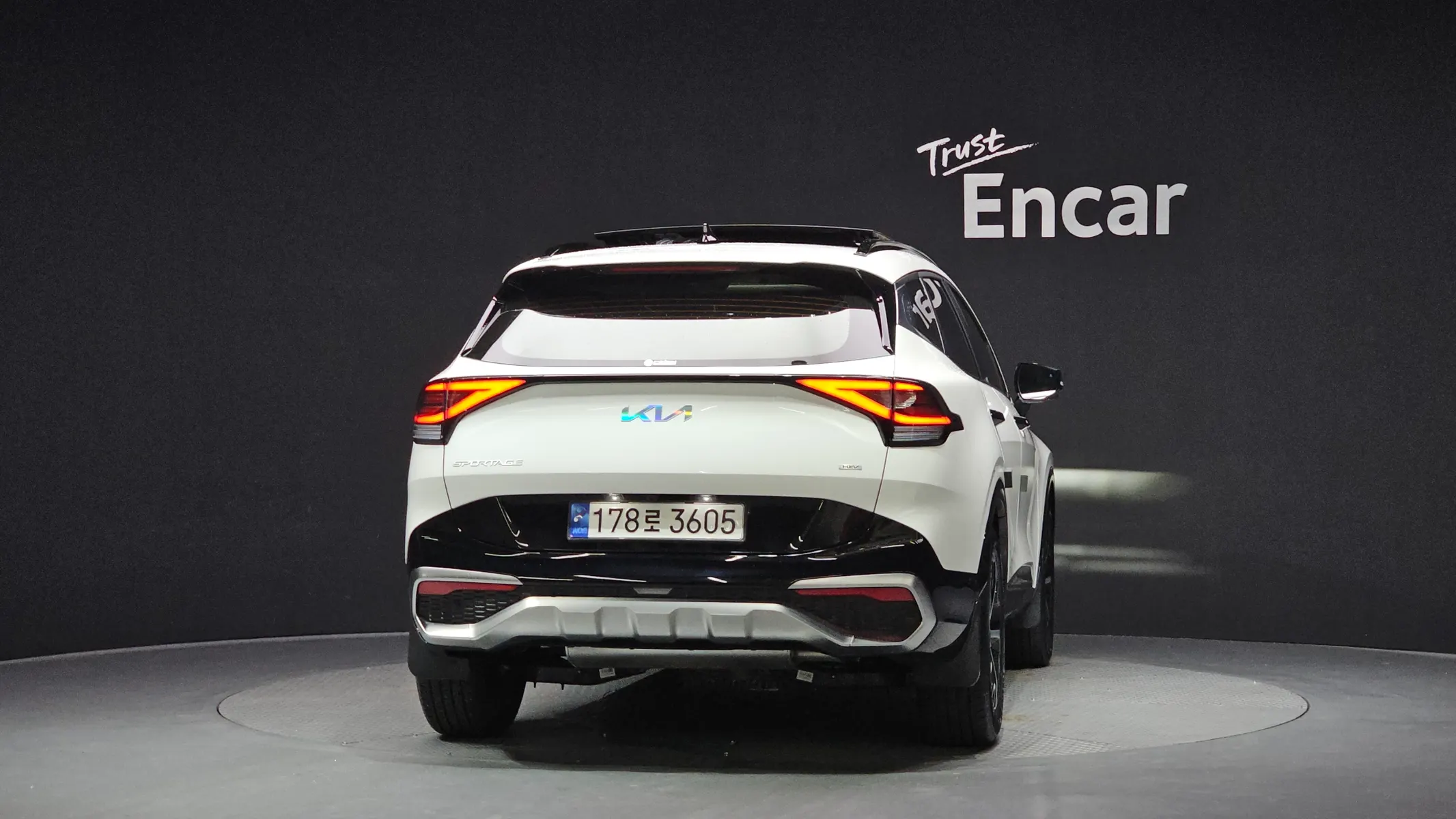 Kia 5 4WD 2024 3/5