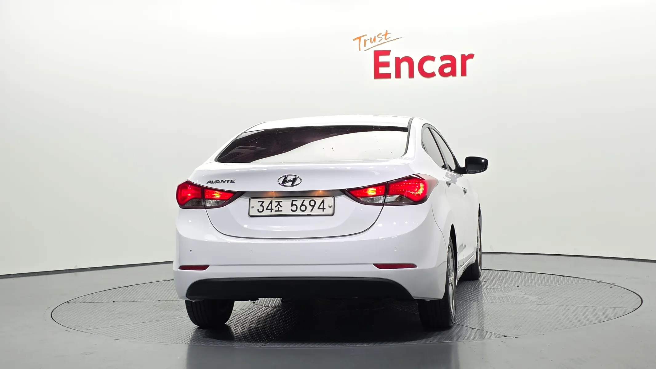 Hyundai 아반떼 1.6 LPi 2015 3/5