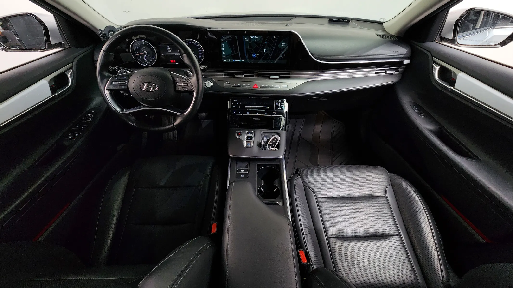 Hyundai IG 3.0 LPi () 2022 4/5