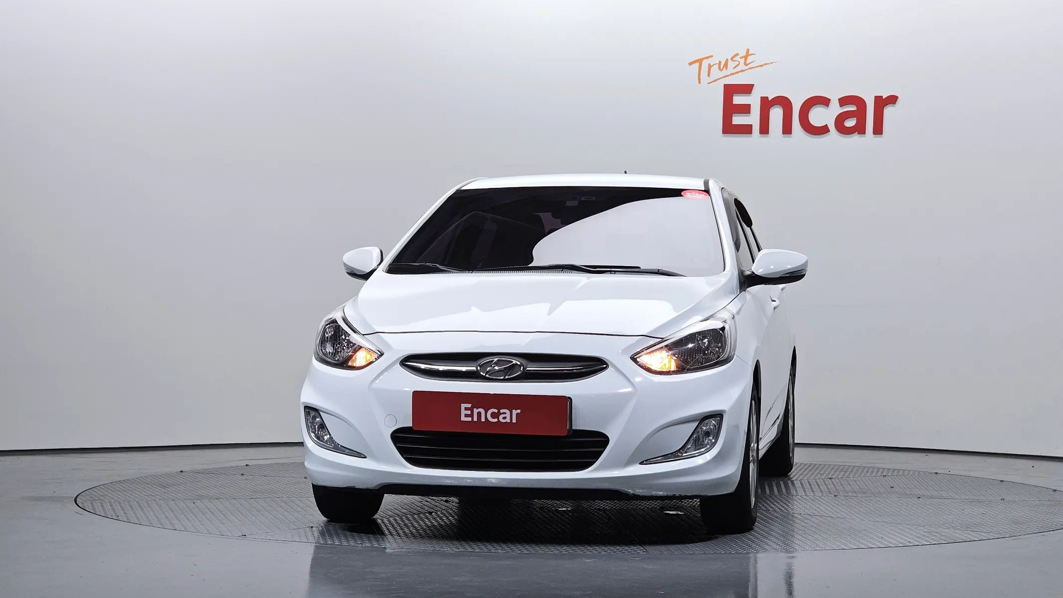 Hyundai () 1.4 VVT 2016 2/5