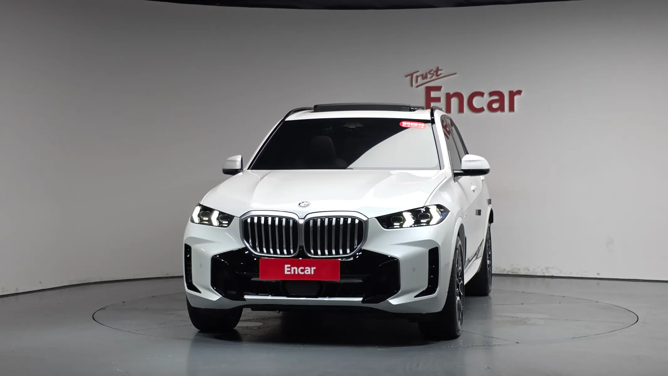 BMW X5 (G05) xDrive 40i M 2024 2/39