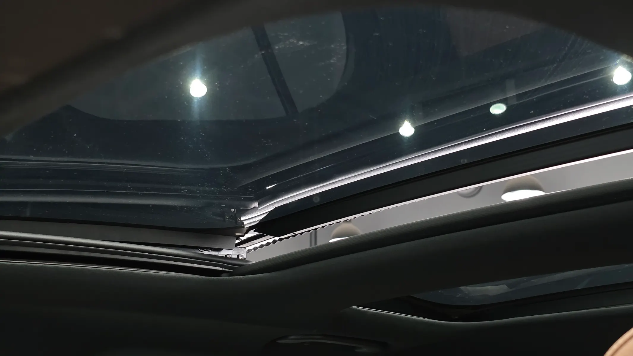 Mercedes-Benz E-Class W214 E220d 4MATIC 2024 33/34