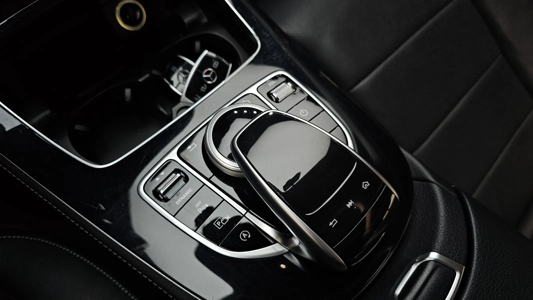 Mercedes-Benz E-Class W213 E300 4MATIC 2016 20/21
