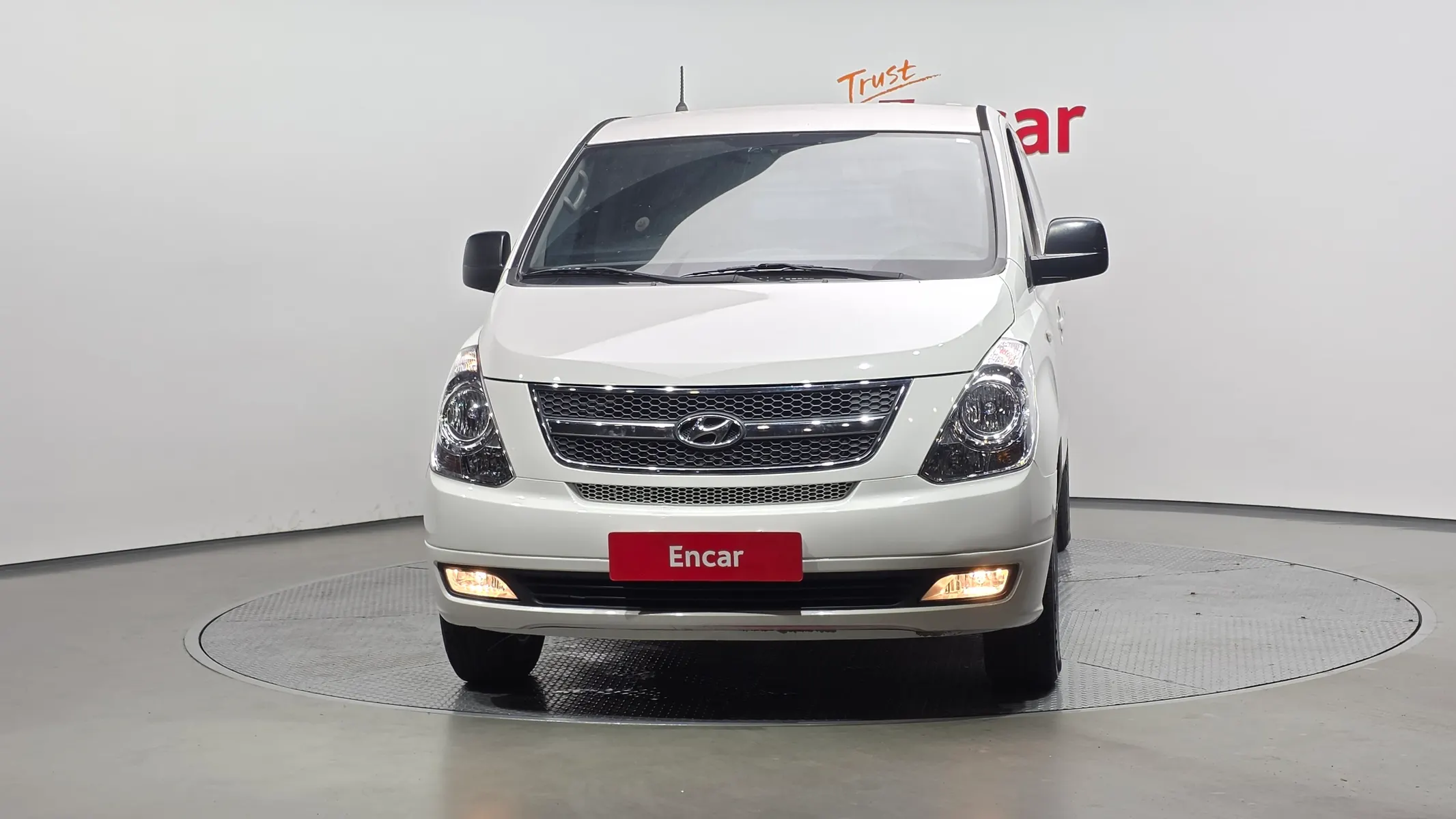 Hyundai Grand Starex 3 LPi 2013 2/5