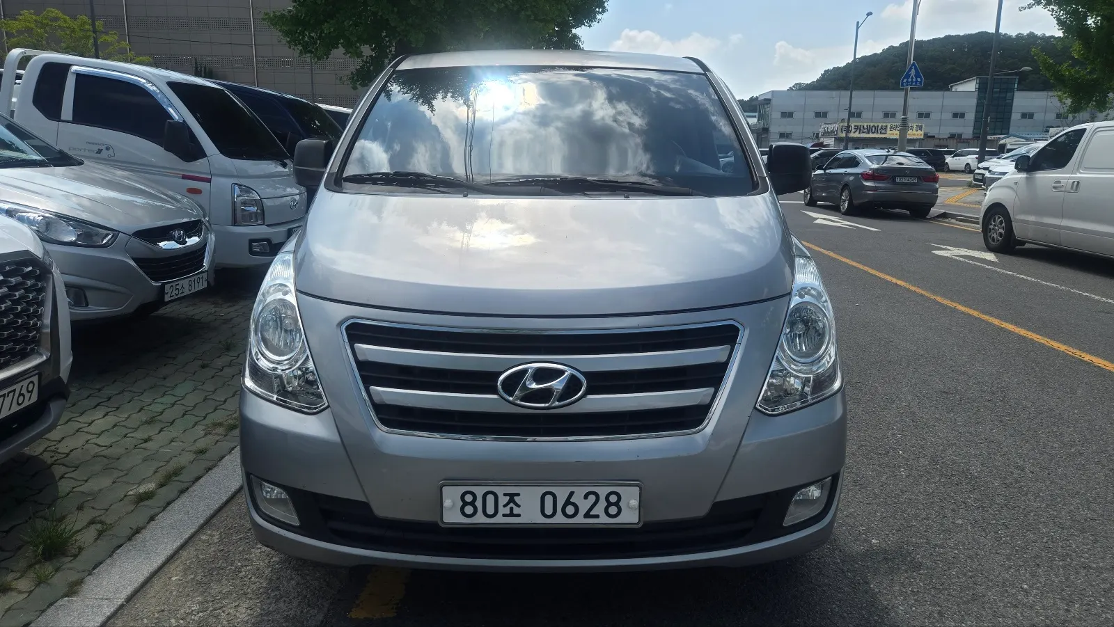 Hyundai Grand Starex 5 2017 2/11