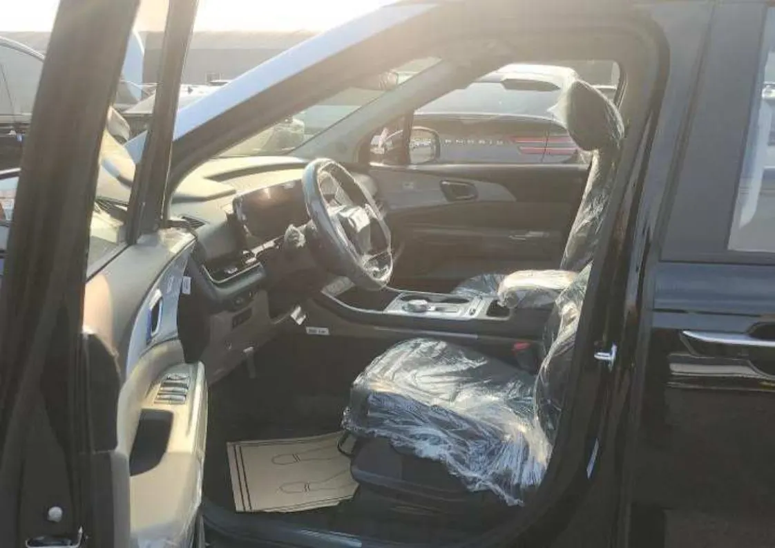 Kia 4 HEV 9 2025 3/5