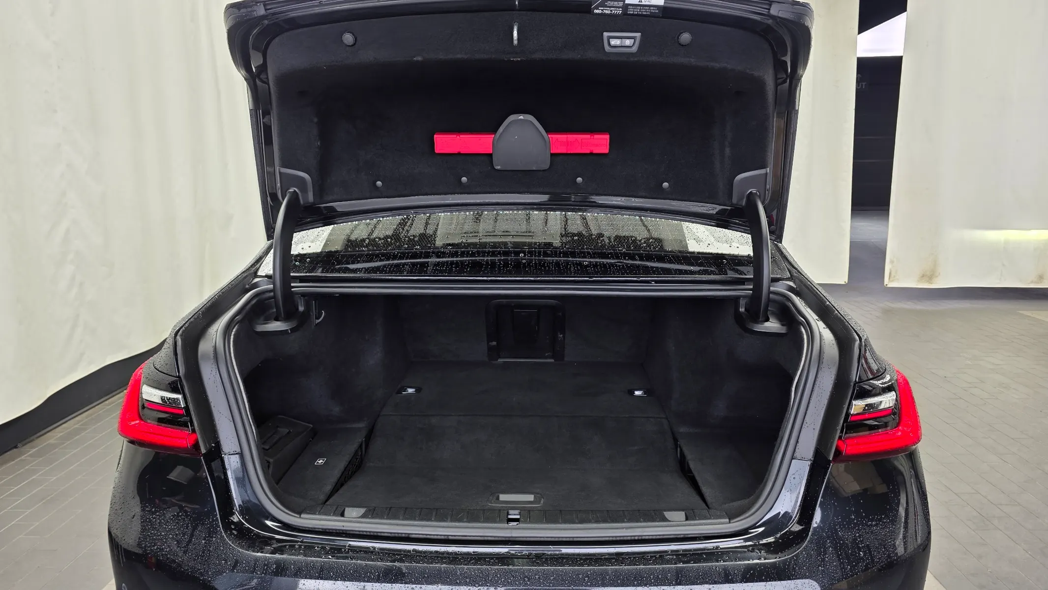 BMW 7 Series (G11) 745Le i 2020 20/21