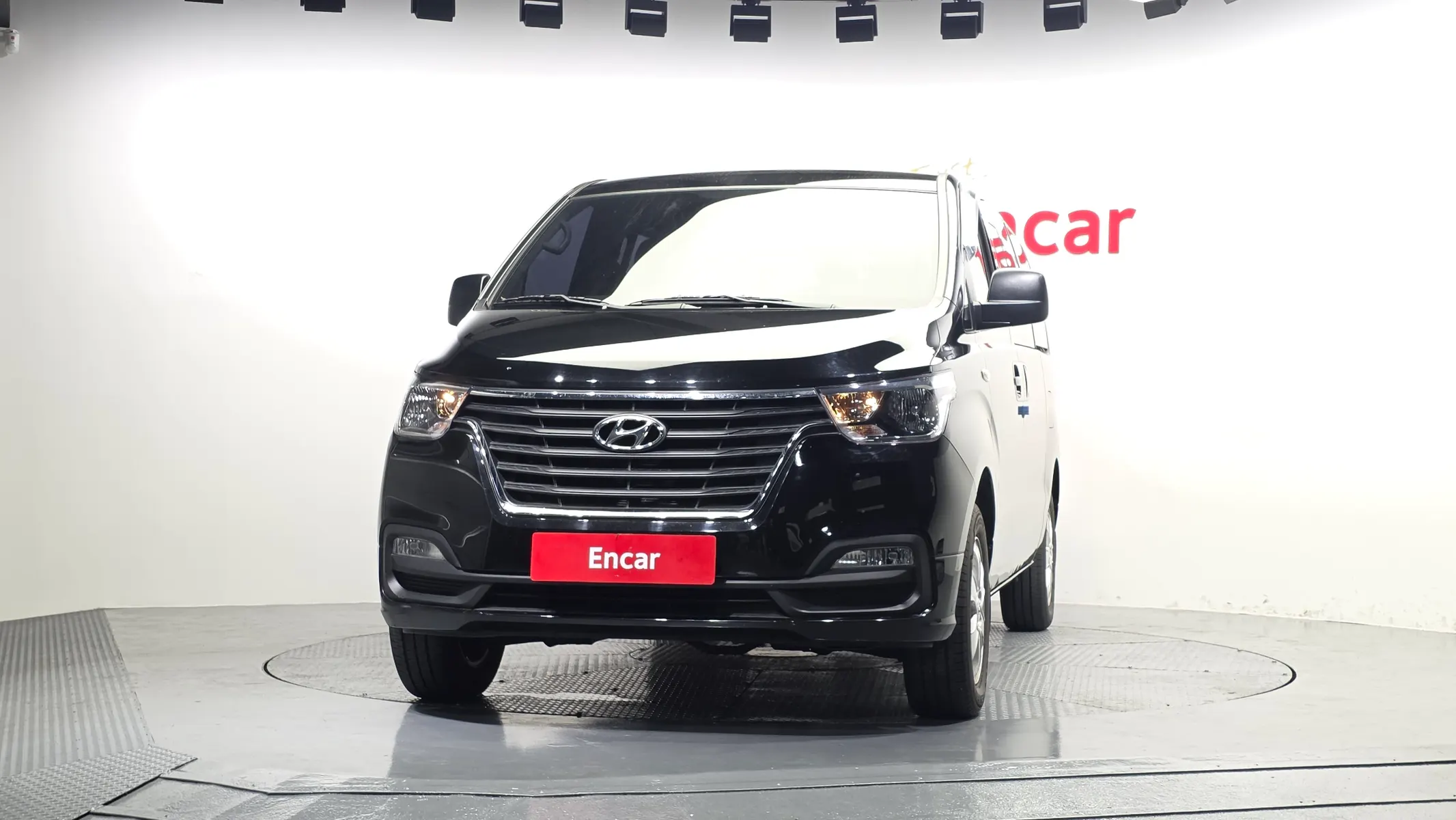 Hyundai 그랜드 스타렉스 4WD 2018 2/5