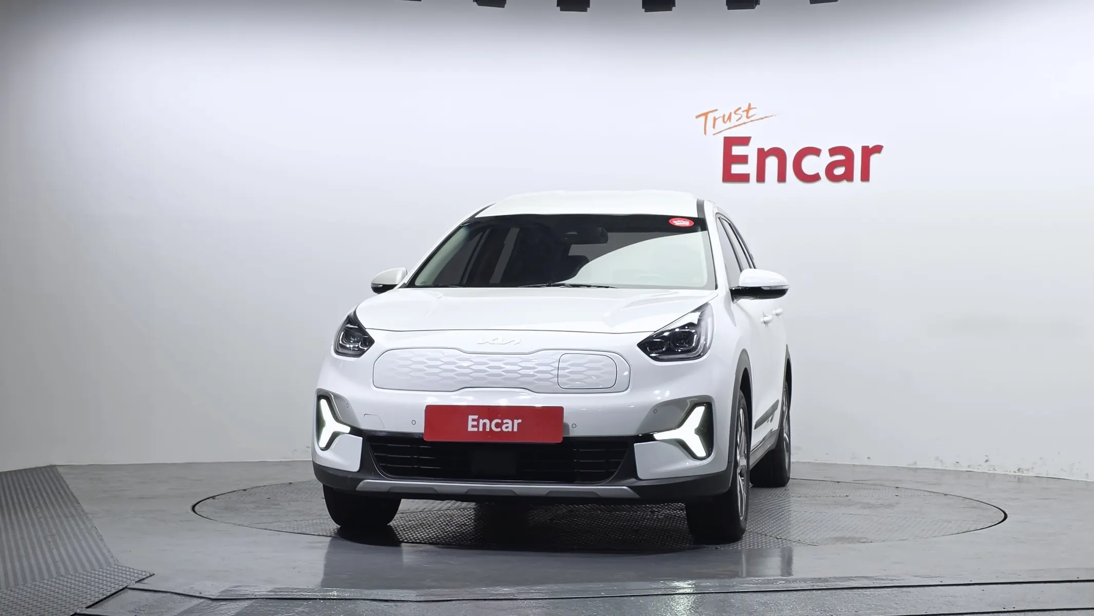 Kia 니로 플러스 2022 2/5