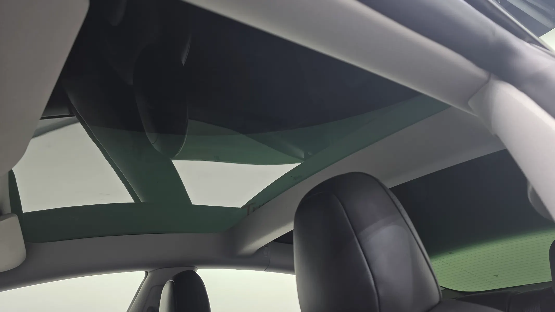 Tesla 3 AWD 2022 30/31