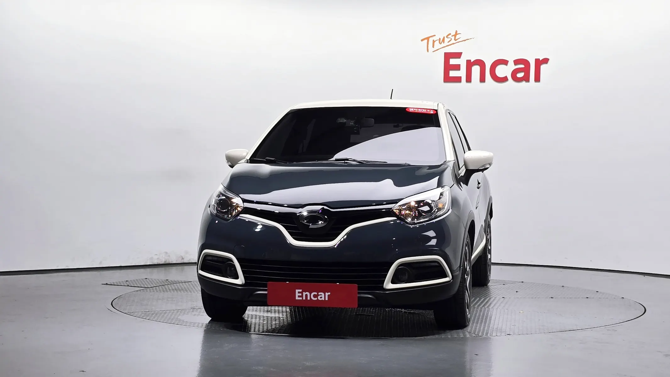 Renault Korea QM3 RE 2015 2/5