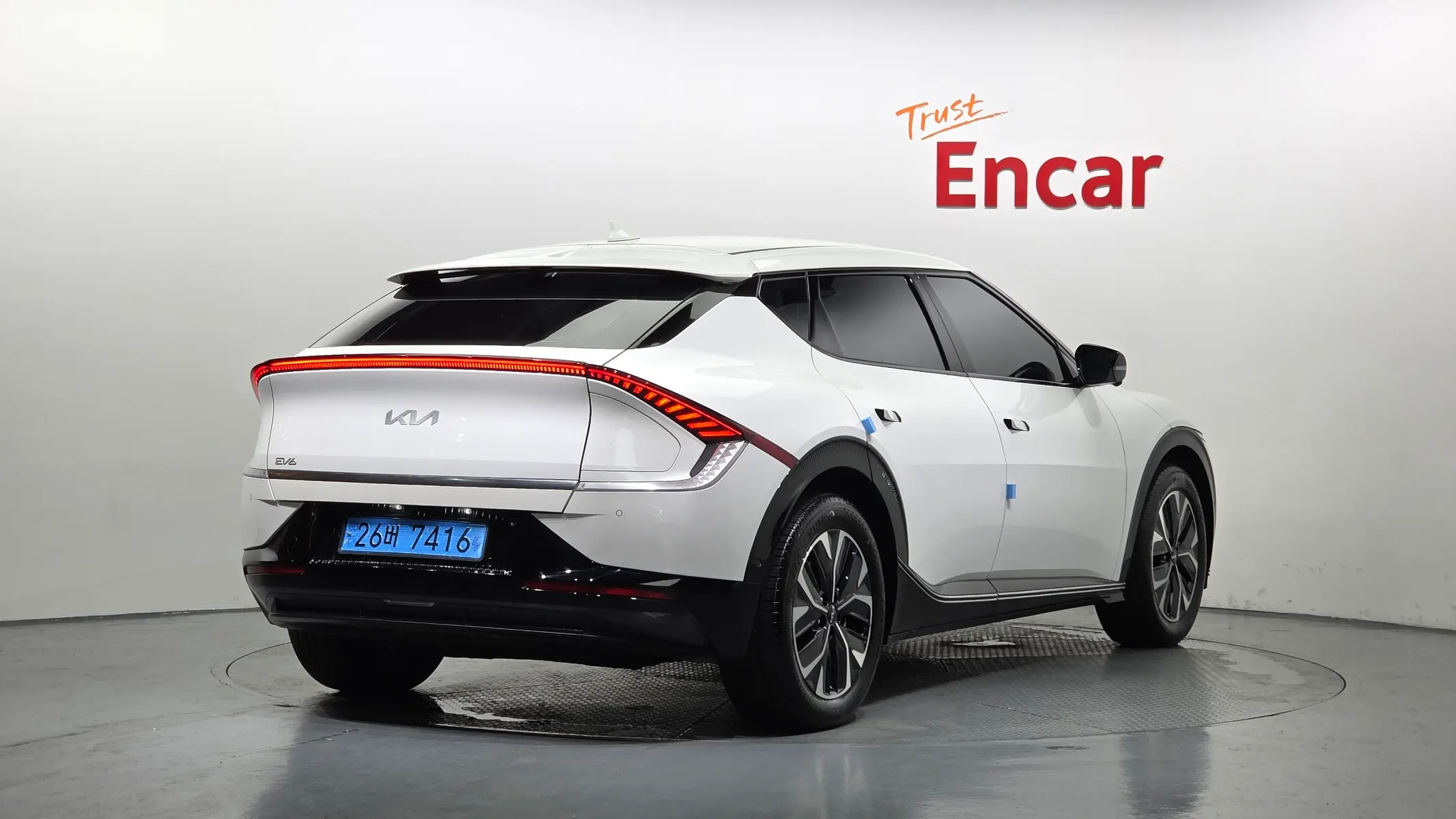Kia EV6 2024 2/38